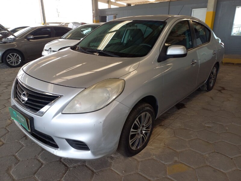 Nissan - Versa 16SV FLEX - 2012  /  2013