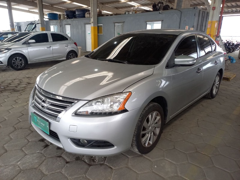 Nissan - Sentra 20SV CVT - 2013  /  2014