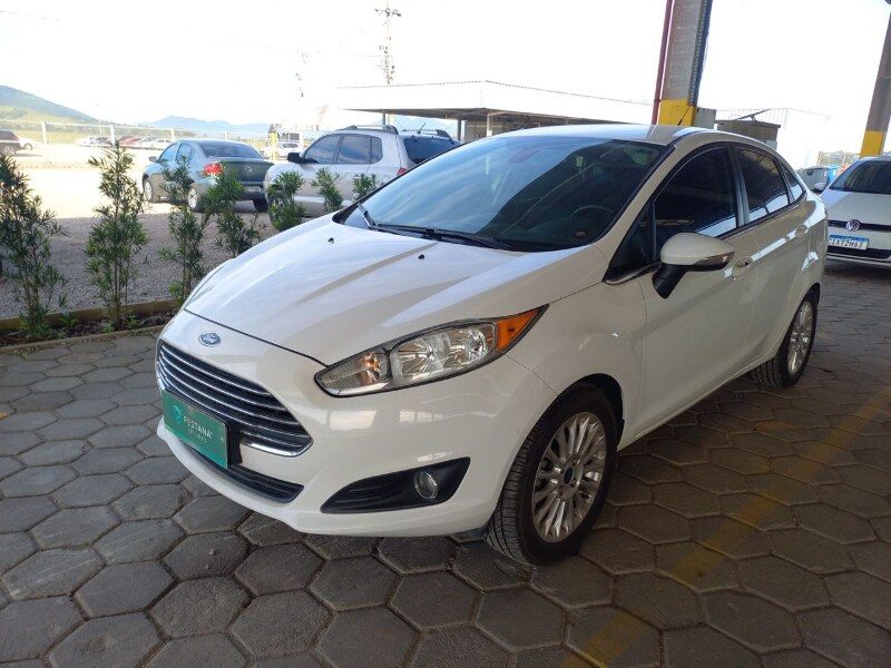 Ford - Fiesta SD 1.6LTIA - 2013  /  2014