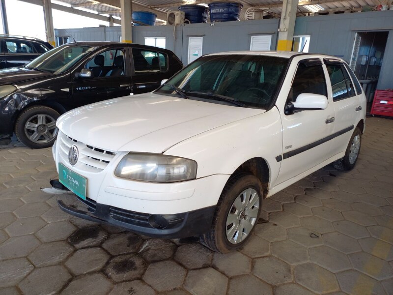 Volkswagen - Gol 1.0 GIV - 2010  /  2011
