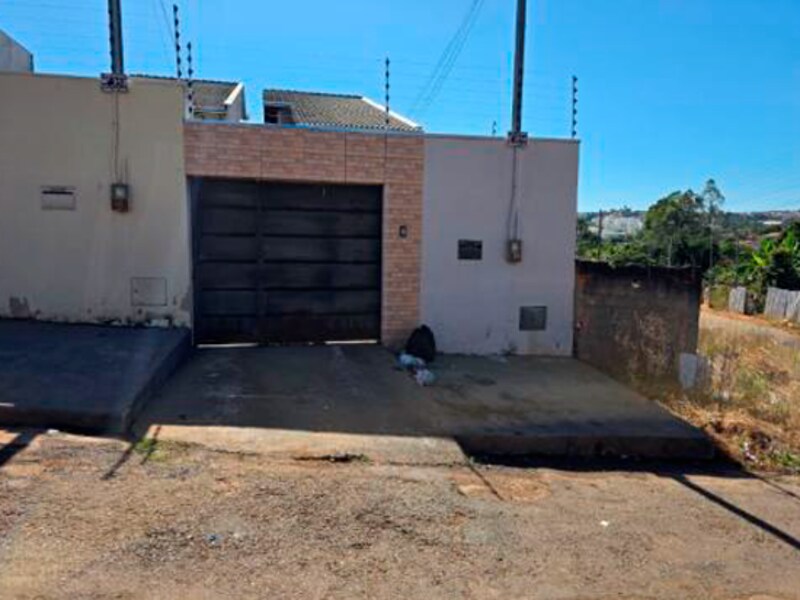 Casa no Loteamento Jardim Bom Clima, Anápolis