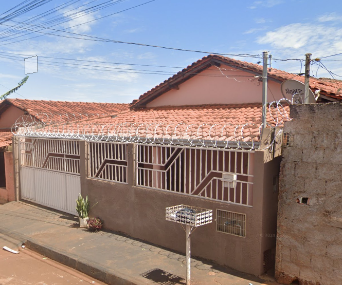 Casa em Canápolis, JORGE DE PAULA GOUVEIA, Rua Antônio Queiroz Sobrinho, (lt. 03, Qd. 07) 37 Jorge De Paula Gouveia, MG. Área: 130.49m2 - imagem 0