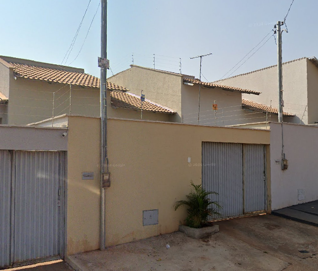 Casa em Trindade, JARDIM DECOLORES, Rua 18 Quadra 18, Casa 02 S/n Jardim Decolores, GO. Área: 123.98m2