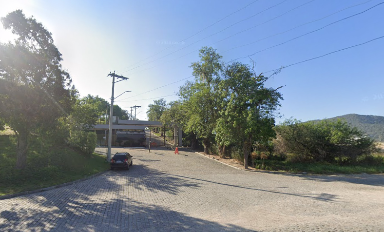 Terreno em Maricá, Ubatiba, Rua Quatro (lt 18 Da Qd C) S/n Ubatiba, RJ. Área: 388.74m2 - imagem 0