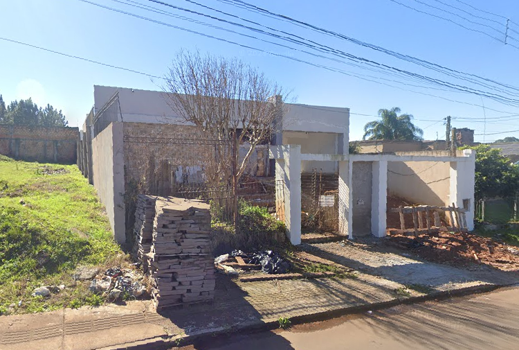 Casa em Cruz Alta, JARDIM PETRÓPOLIS II 2º ETAPA, Rua Gabriel Carvalho (cadastro Municipal Consta Nº 1386) - Lt. 05 E Parte Do Lt. 06 Da Qd. 8 1086 Jardim Petrópolis Ii 2º Etapa, RS. Área: 172m2 - imagem 0