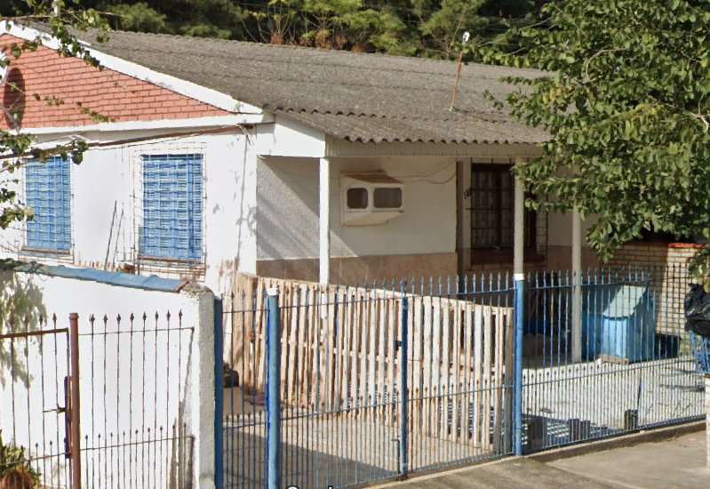 Casa em Guaíba, Passo Fundo, Avenida Bom Retiro (lt. 18, Qd. B) 136 Passo Fundo, RS. Área: 144.61m2 - imagem 0