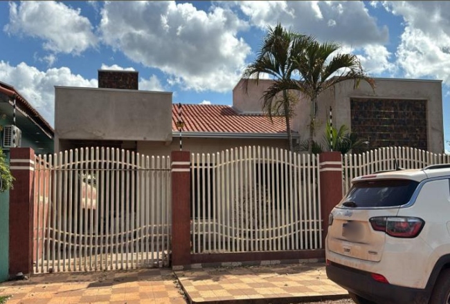 Casa em Rolim de Moura, Residencial Esplanada, Rua 03 (lt. 25, Qd. 03) 3861 Residencial Esplanada, RO. Área: 187.35m2