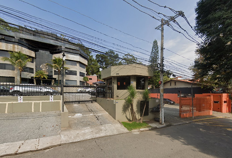 Comercial em Cotia, Granja Vianna, Rua Adib Auada 354 Granja Vianna, SP. Área: nullm2 - imagem 0