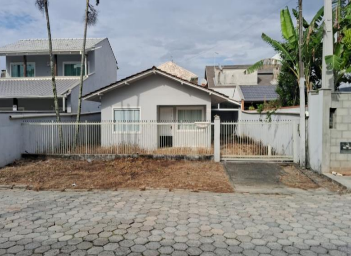 Casa em São Francisco do Sul, Enseada, Rua Salvador 375 Enseada, SC. Área: 111.3m2