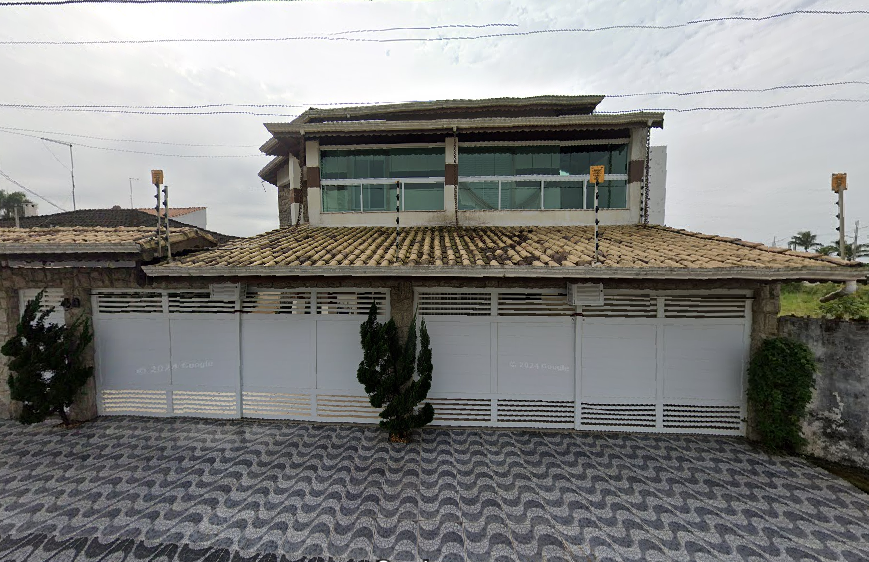 Casa em Praia Grande, Flórida, Rua Das Hortências Segunda Gleba, Lote 5 Da Quadra 22 48 Flórida, SP. Área: 308.53m2