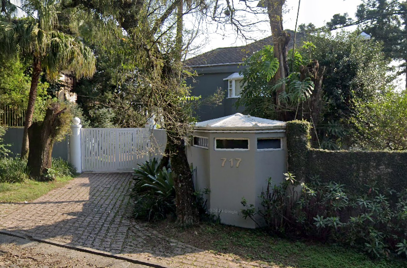 Casa em São Leopoldo, Morro Do Espelho, Rua Borges De Medeiros, Esquina Com A Rua Lúcio Bittencourte (lt. 20, Qd. 242) 717 Morro Do Espelho, RS. Área: 617.8m2