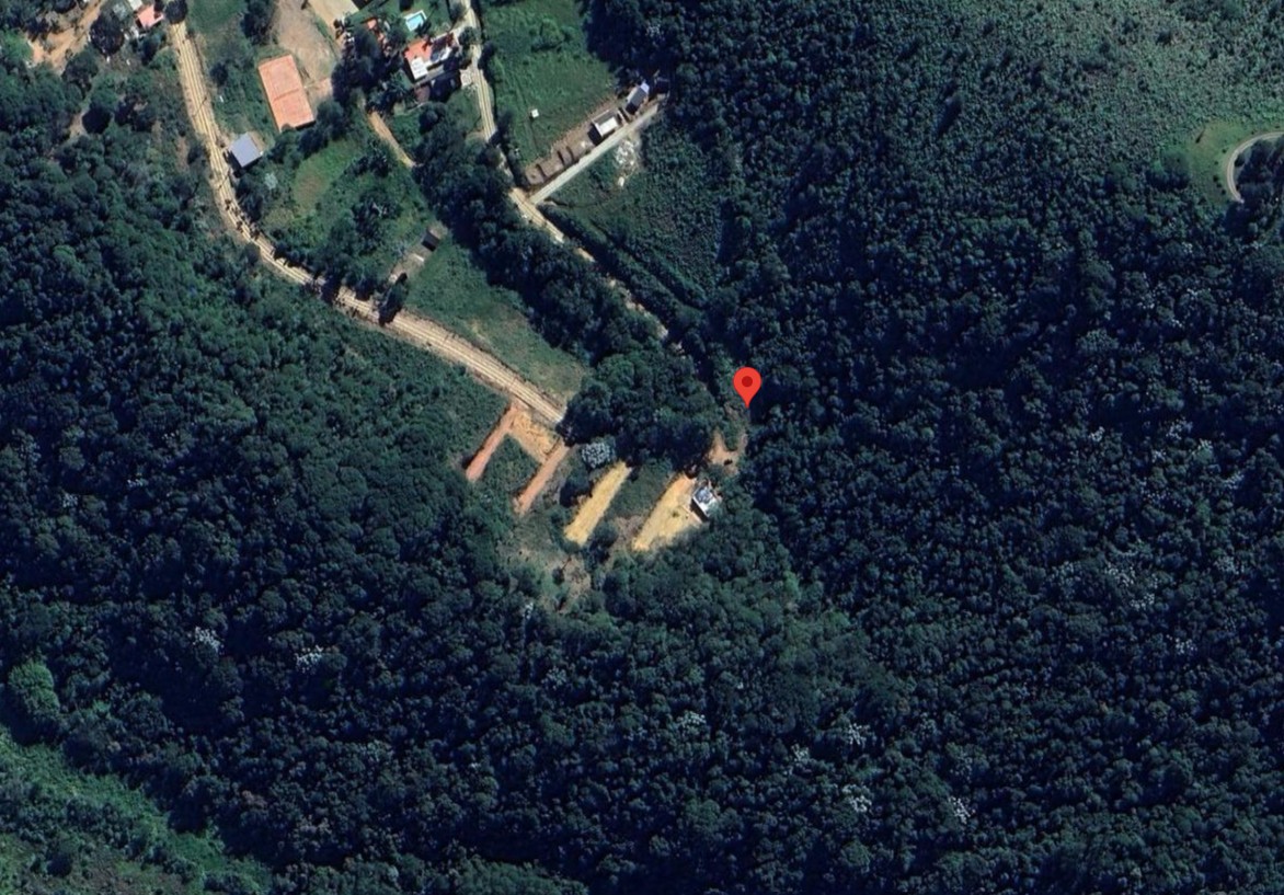 Terreno em Rio de Janeiro, Colônia Alpina, Estrada Santa Rita (unidade 92 Da Qd 03) S/n Colônia Alpina, RJ. Área: 1994.36m2