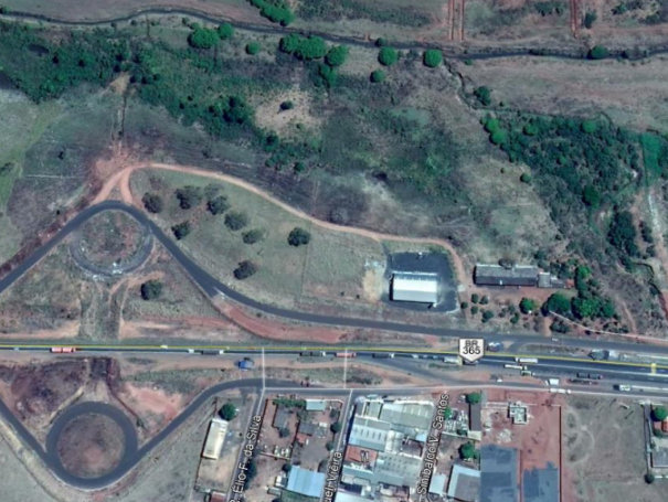 Terreno em Monte Alegre de Minas, Industrial, Rua Ituiutaba (às Margens Da Rodovia Br-365) S/n Industrial, MG. Área: nullm2
