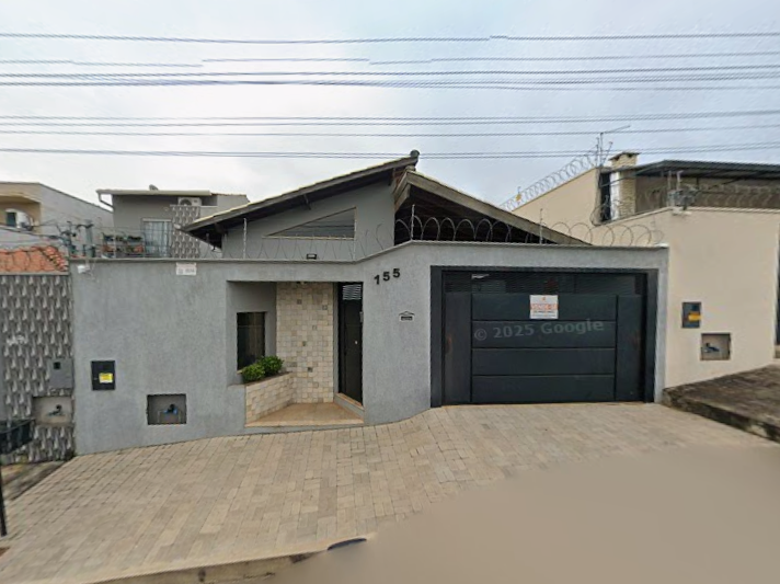 Casa em Varginha, Vale Das Palmeiras, Rua Vicente Claudiano (lt. 35, Qd. C) 155 Vale Das Palmeiras, MG. Área: 128.95m2