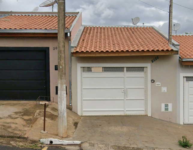 Casa em JARDIM LUIZA II