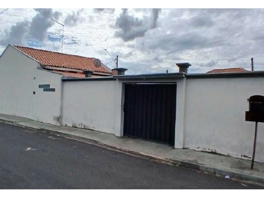 Casa em Pedregulho, Jardim Santa Luzia, Rua João Alves Toledo 169 - Casa (Lote 169 da Quadra 93) - Jardim Santa Luzia, SP. Área: 81.78m2