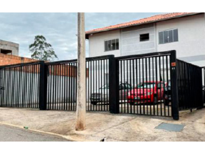 Apartamento em Poços de Caldas, Loteamento Caldense, Rua Verde e Branco 81 - Apartamento n° 201, Condomínio Edifício Verde e Branco 81, com direito a uma vaga de garagem. - Loteamento Caldense, MG. Área: 71.48m2