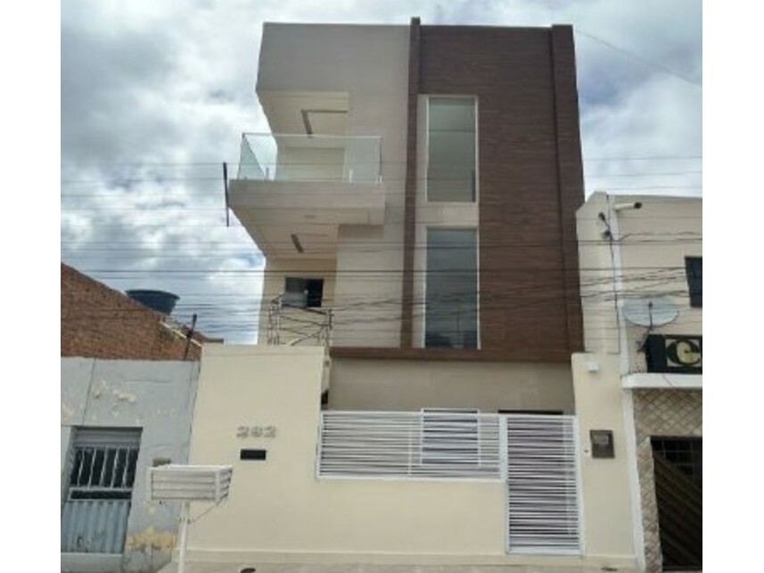 Casa em Sertânia, Centro, Rua dos Guararapes 282 - Casa - Centro, PE. Área: 202.2m2