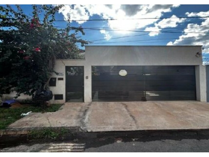 Casa em Goiânia, Santa Genoveva, Rua Cedro s/nº - Casa nº 1 (parte do lote 19B da quadra 122), Condomínio Abaporu - Santa Genoveva, GO. Área: 172.06m2
