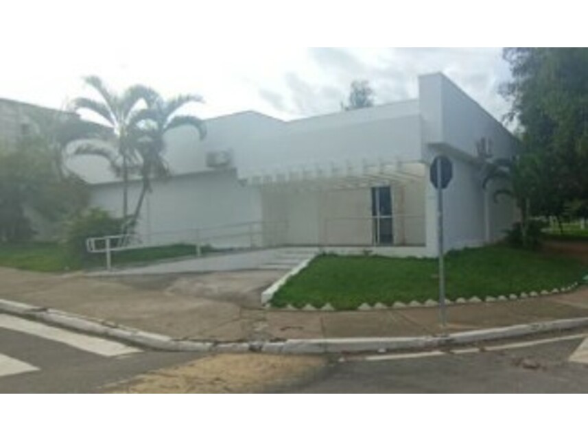 Outros em Lajedão, Centro, Praça Plínio Dantas de Lima 3 - Prédio Comercial - Centro, BA. Área: 258.6m2