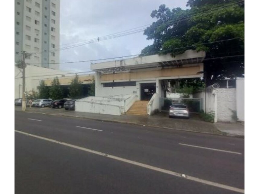 Outros em Uberaba, Fabrício, Avenida Leopoldino de Oliveira 4207 - Prédio Comercial, com 18 vagas de garagem. - Fabrício, MG. Área: 543.05m2