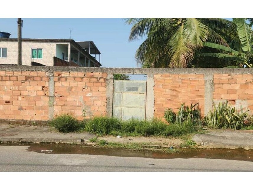 Casa em Nova Iguaçu, Geneciano, Rua Abaetetuba 192 - Casa (Lote 28 da Quadra 04) - Geneciano, RJ. Área: 70.77m2
