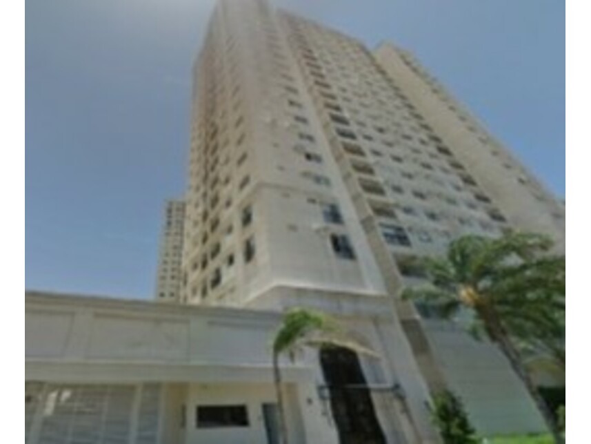 Apartamento em Campos dos Goytacazes, Centro, Rua Voluntários da Pátria 65 - Apartamento n° 1404, Bloco 03, Grupamento Residencial Multifamiliar Splendore Family Club, com direito a uma vaga de garagem. - Centro, RJ. Área: 52.99m2