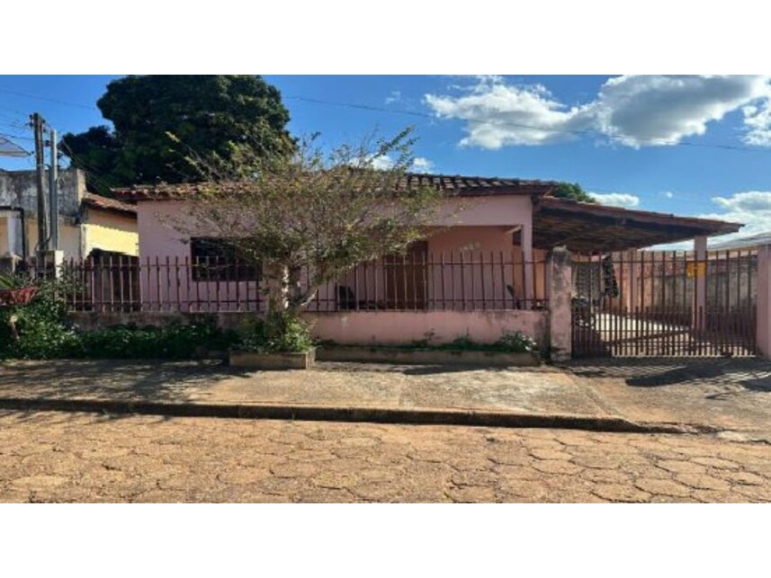 Casa em Arenápolis, Vila Rica, Rua Tapirapuã 626 - Casa S (lote 04 da quadra 77) - Vila Rica, MT. Área: 160.15m2