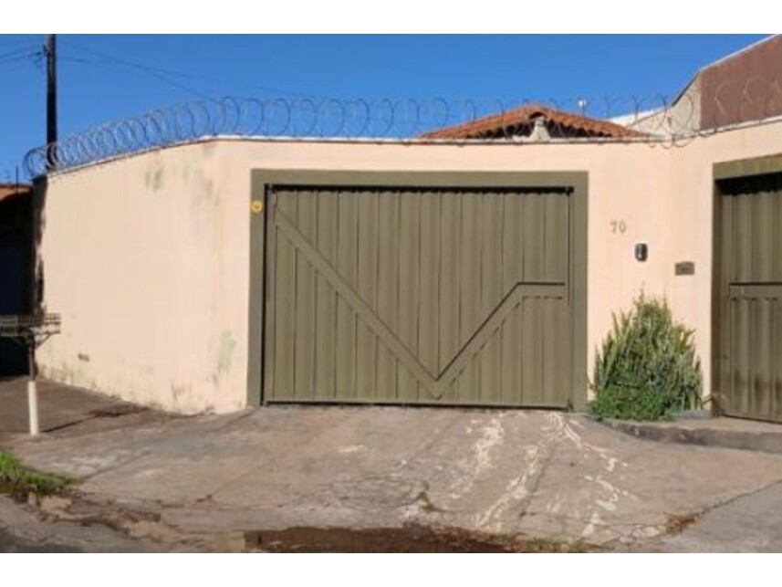 Casa em Ribeirão Preto, Parque Residencial Cândido Portinari, Rua Antônio Felipini 70 - Casa (Lote 27 da Quadra 65) - Parque Residencial Cândido Portinari, SP. Área: 150.55m2