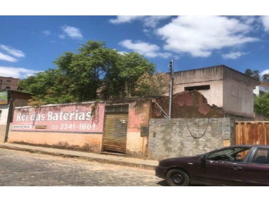 Loja em Manhumirim, Isidoro, Rua Jorge José Duayer s/n° - Imóvel Comercial - Loja (Lote 90 da Quadra 07) - Isidoro, MG. Área: 340m2