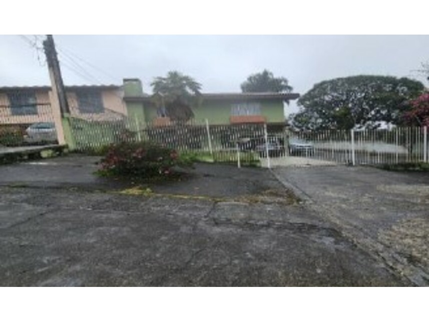 Casa em Curitiba, Ahú, Rua José Kormann 221 - Casa (Lote 8 da Quadra 1) - Ahú, PR. Área: 247m2