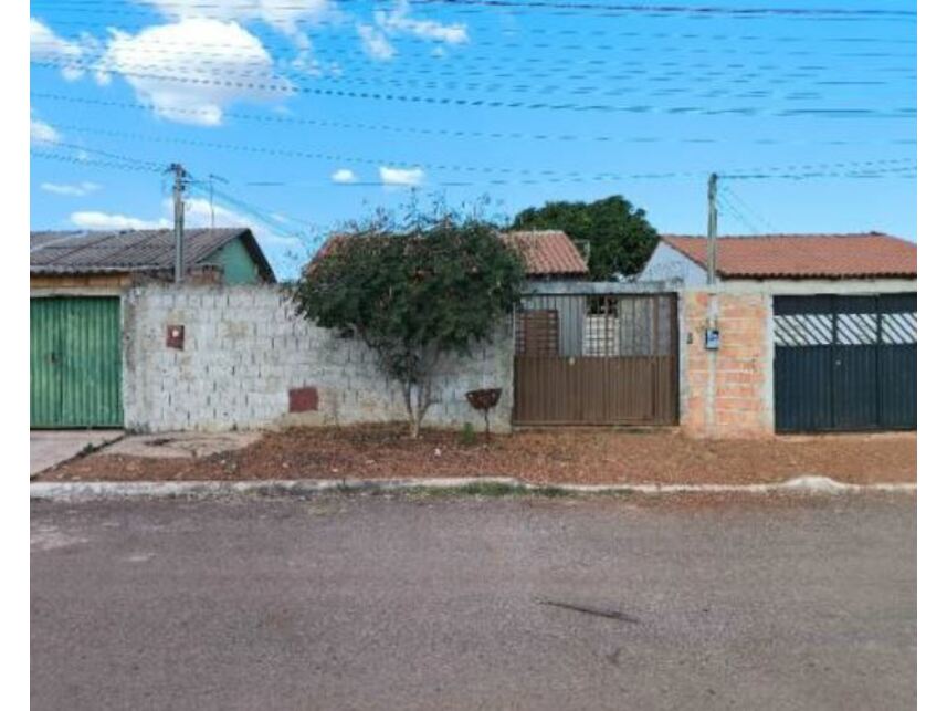 Casa em Cocalzinho de Goiás, Girassol Residencial, Avenida A s/n° - Casa (Lote 34 da Quadra 27) - Girassol Residencial, GO. Área: 57.5m2