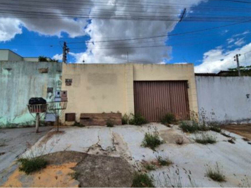 Casa - Aparecida De Goiânia/GO - Rua Joaquina Porfíria Jardim Veiga s/nº - Casa 2 (parte do Lote 27 da Quadra 17)