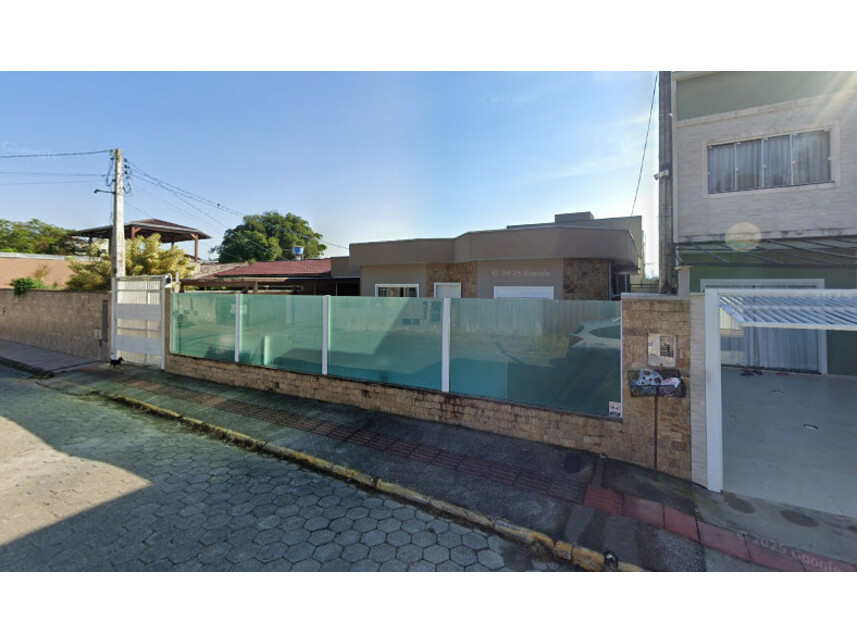 Casa - Camboriú/SC - Rua São Pedro 80 - Casa