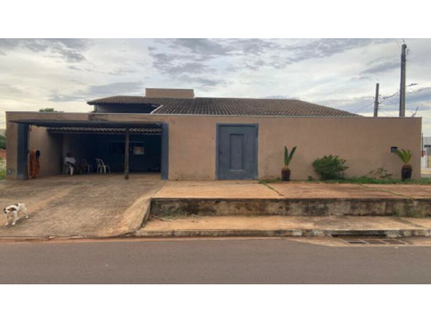 Casa - Três Lagoas/MS - Rua Milton Elias 221 - Casa (Lote 12 da Quadra 32)