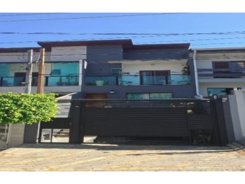 Casa em Baeta Neves